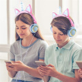 Over Ear Wired Kids Unicorn Headphone dengan LED