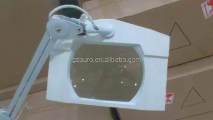 Affordable Cosmetics Magnifying Lamp with Light