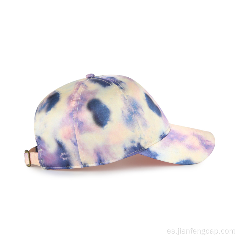 Gorra de béisbol de satén con efecto tie dye de colores en blanco