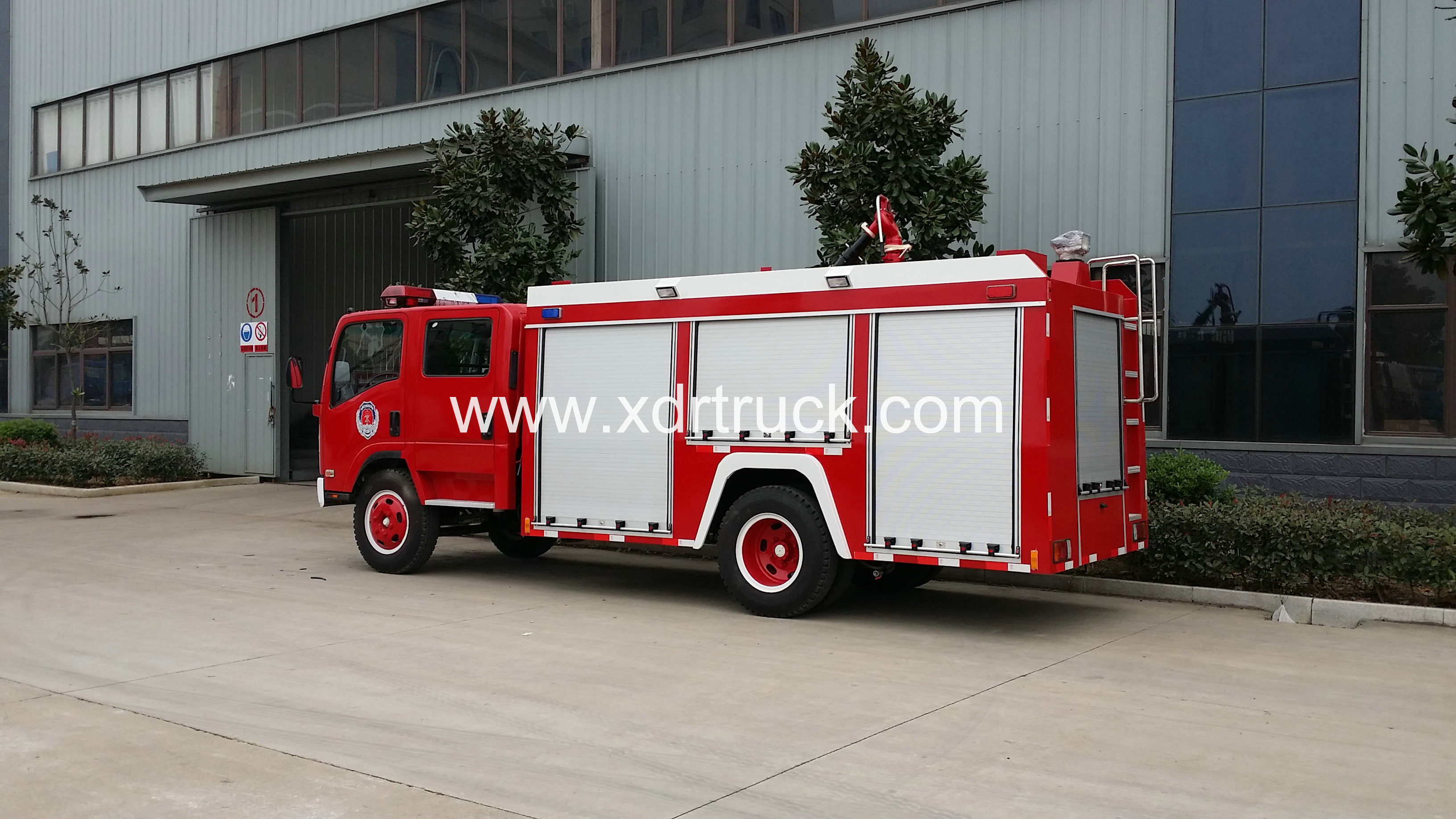 ISUZU 700P 3TON WATER FIRE FIGHTING TRUCK (4)