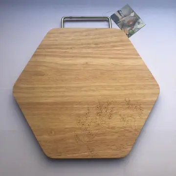 Rubber wood cutting board with portable handle