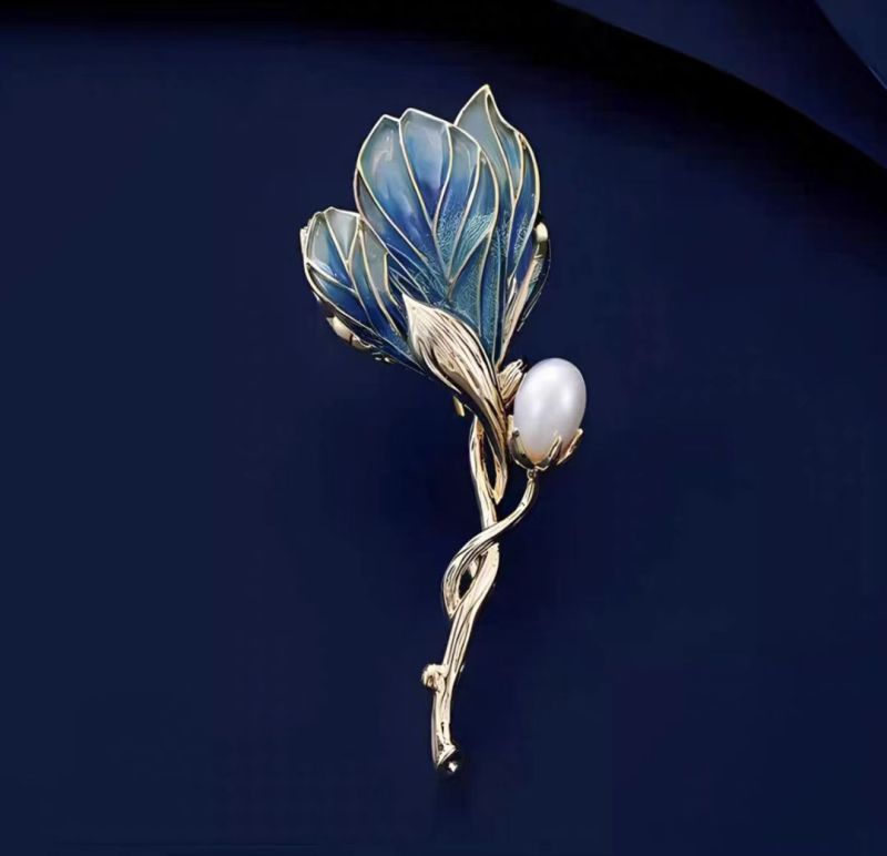 Blue top-gradeEnamel magnolia brooch