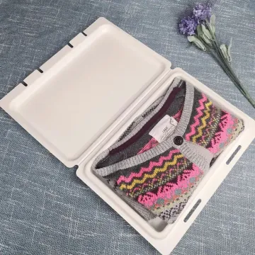 Biodegradable Paper Pulp Molded Clothes Packaging Box