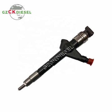 Diesel Fuel Injector 16600-EB70A 095000-6250 16600-EB70D for D22 D40 Engine YD25DDTI