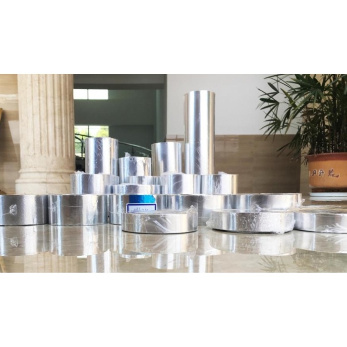 Ruban adhésif en papier d'aluminium