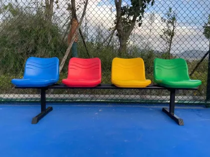 Movable outdoor stadium chair