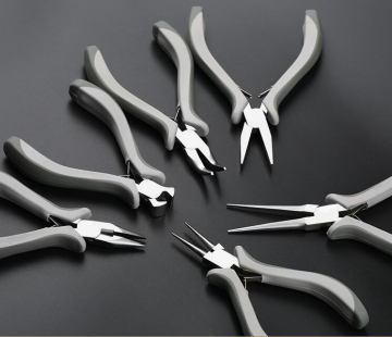 Mini pliers can be customized in color