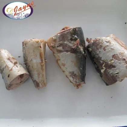 Promotional 2020 seafood new product price cheap canned geisha mackerel