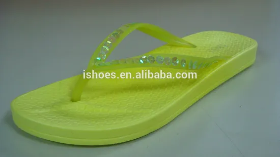 wholesales ladies basic pvc beach summer flipflop with beaded design