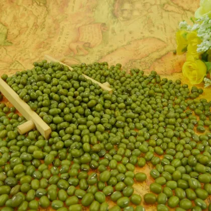Organic Dried Green Mung Beans