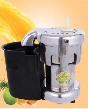 High-Performance Juicer with Modular Blade System