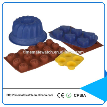 FDA hot selling fashion colorful custom silicone chicken shaped cake mould