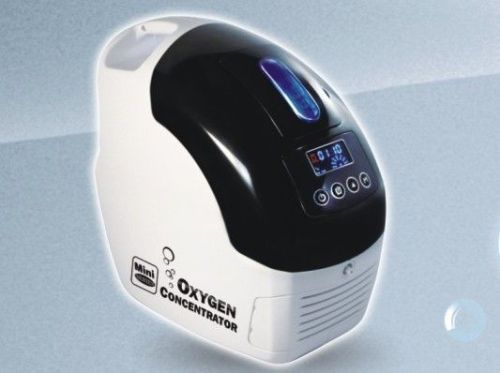 Mini 90w / 220v / 50hz Oxygen Concentrator Humidifier For Home Use