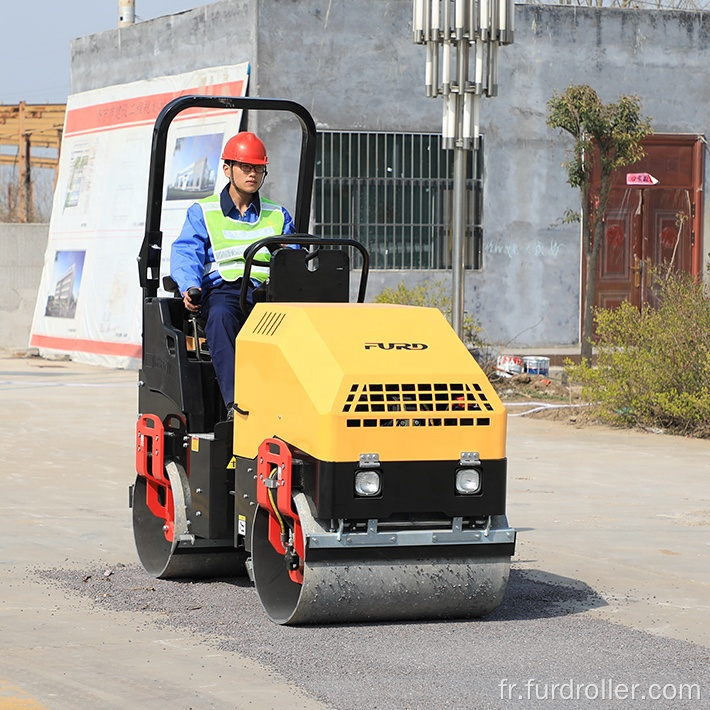 Conduite en rouleau de route vibratoire mini compacteur de rouleaux de route