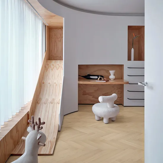 Herringbone Wood flooring with Brushed Surface