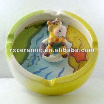 hand painting animal ceramic funny ashtray-giraffe
