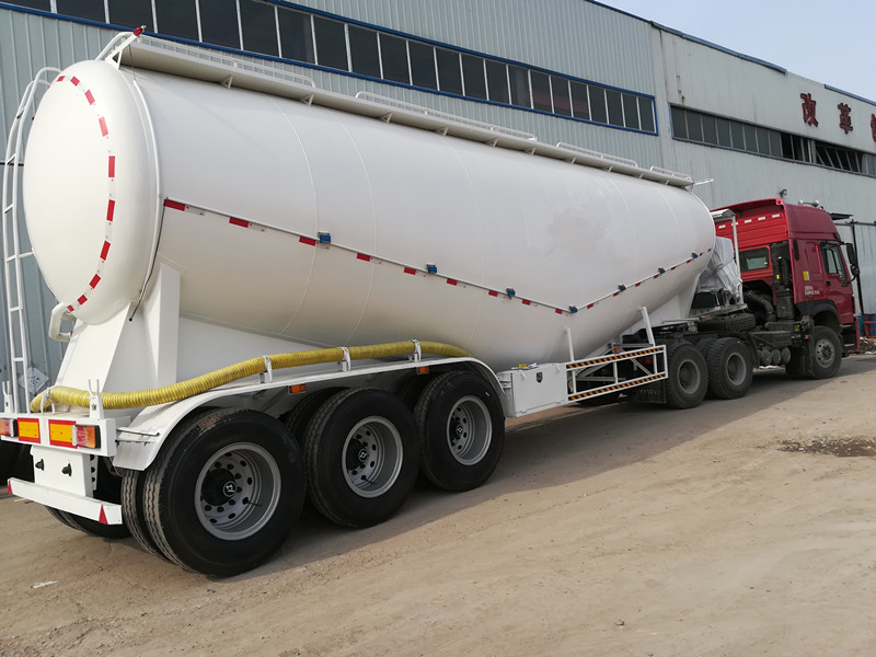 Bulk Cement Trailer