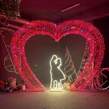 Love Heart Shape 3D Tunnel LED Christmas Fairy Lights Chain
