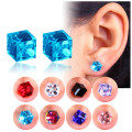 Boucles d&#39;oreilles en cristal de diamant de couleur aimant eau cube santé