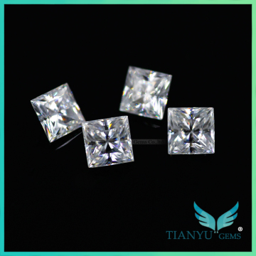 Moissanite jewelry on sale 5.5mm princess cut DE color for moissanite engagement rings