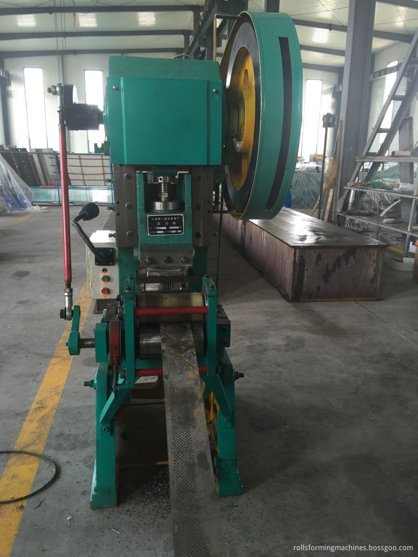 punching machine for Roll Metal Shutter Roll Forming Machine