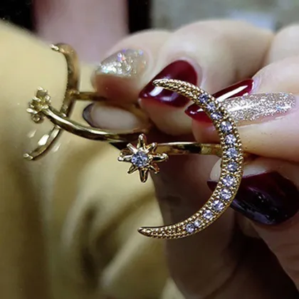 European and American Fashion: Metal Star Moon Ring Inspired by the Diamond Moon Design