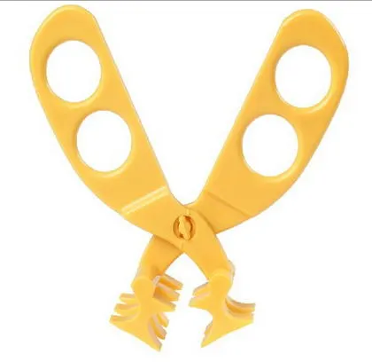 BPA free multifunctional baby food scissors food shear food masher supplementary food cutter