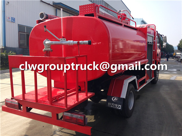 Fire Fighting Water Spraying Car