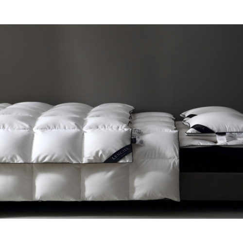 বিলাসবহুল হোটেল সাদা সাইলেন্ট ডাউন আরামদায়ক