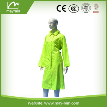 100% pvc waterproof green color raincoats for adult