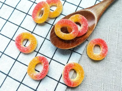 Super Oooh Peach Rings Sour Sweet Candy