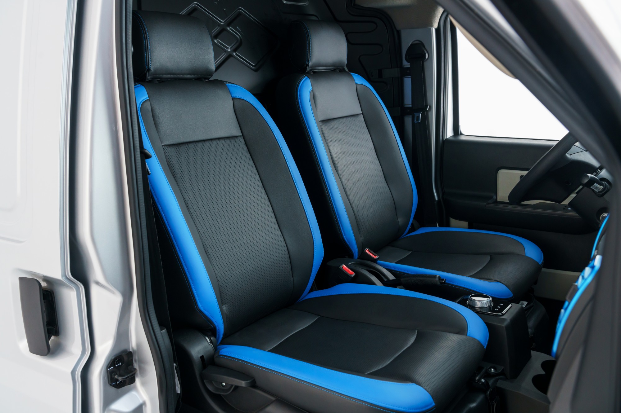 Van: Fast and efficient transportation vehicle