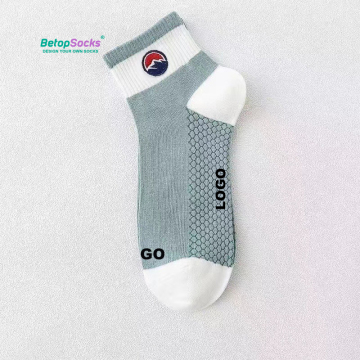 Wholesale Black and White Sporty Crew Socks - Spring Calcetines Manufacturer