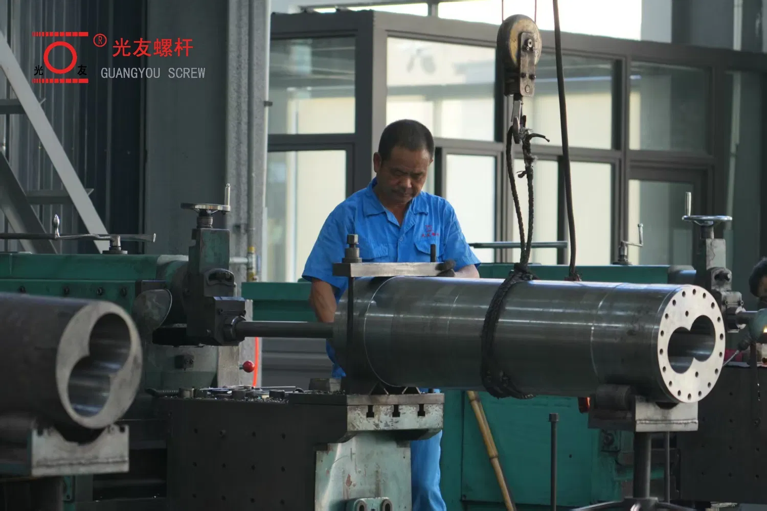 Bimetallic at nitrided conical twin screw extruder series