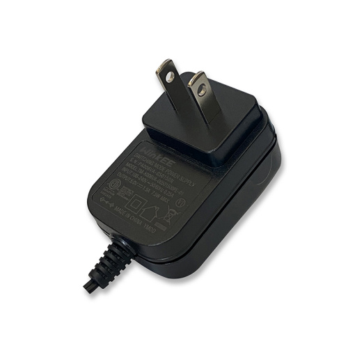 Catu daya bersertifikat multi-negara 12W