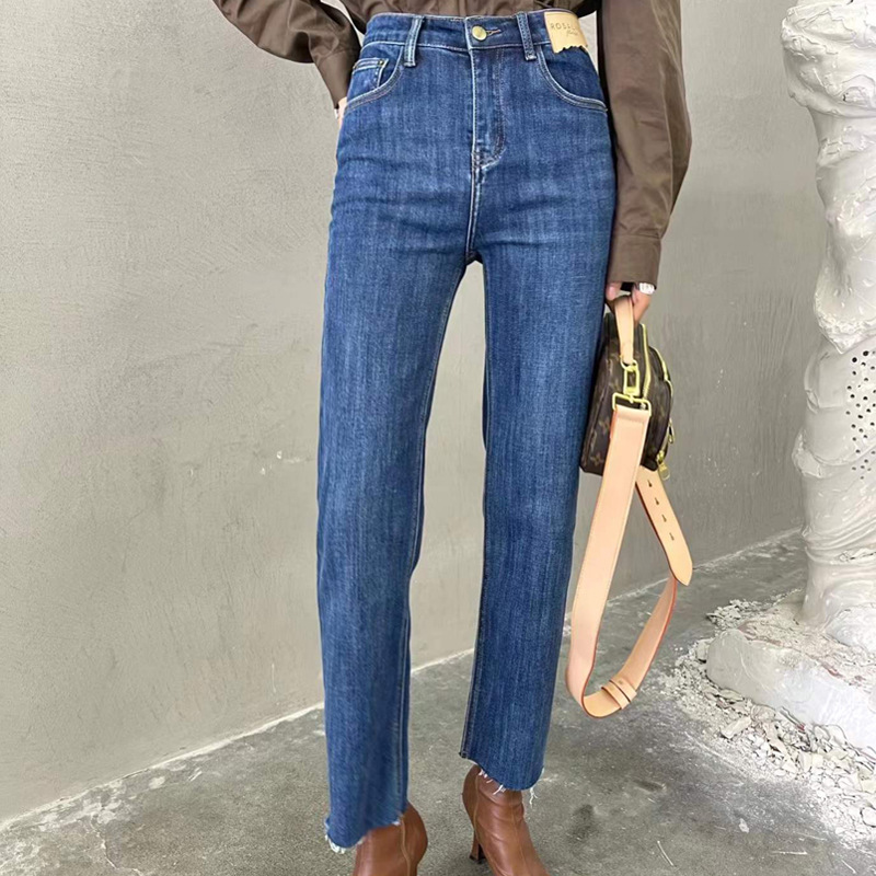 Women's Stretch Straight Jean Relaxed