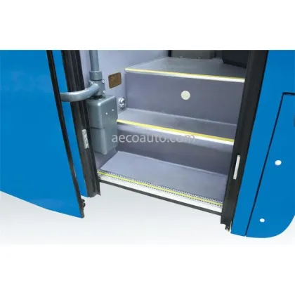 No Blind Area Electric Rearview Mirror Diesel Bus Group Bus