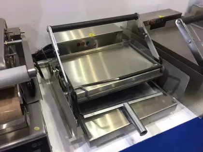 Automatic Burger Bun Hamburger Grill Baking Machine for Fast Food Restaurants