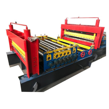 Flattening roofing sheet roll forming machine