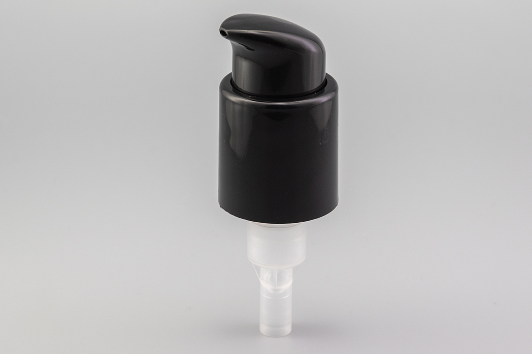 24/410 Black Smooth Left-Right Lock Lotion Pump with Protective Cap