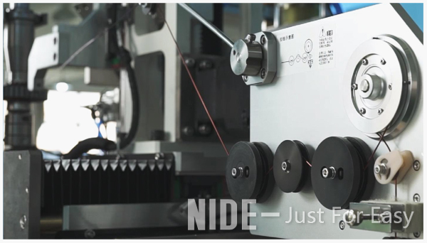 Double-position-needle-winding-machine92