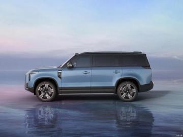 Jishi 01, 2023 All-Around 7-Seater New Energy Vehicle