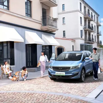 1.5t Hybrid Electric Car Geely Jiaji 2023 New High Quality New Car for Sale