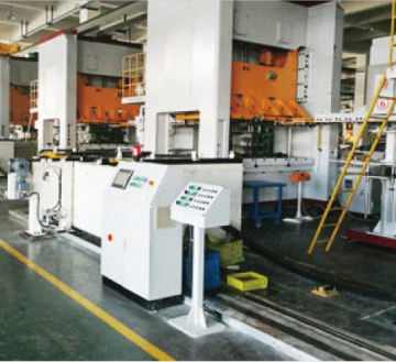 80 Ton High Stiffness Large Table Continuous Processing Press AC1-80