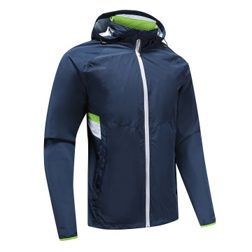 Roupa masculina de rugby com capuz verde