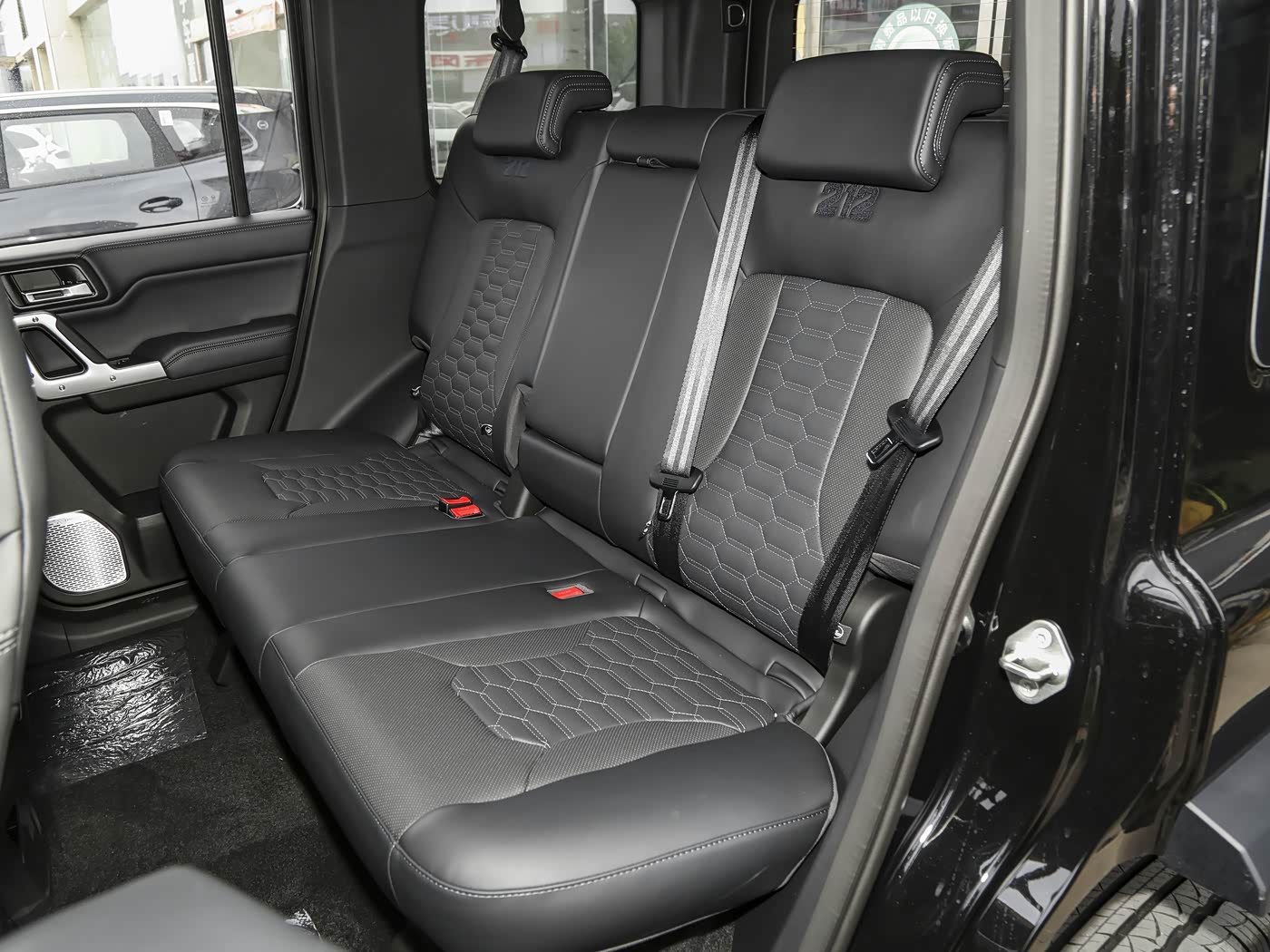 Beijing Automotive 212 T01 2026