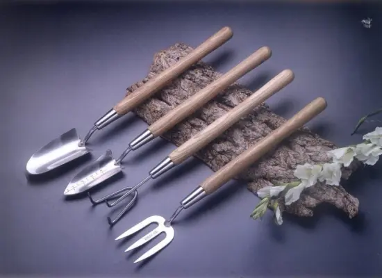 Medium Handle Stainless Steel Gardening Hand Trowel Tools