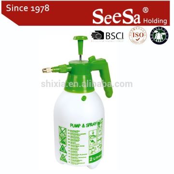 2L Pressure sprayer for garden and home use