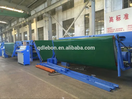 Nonwoven cross lapping machine