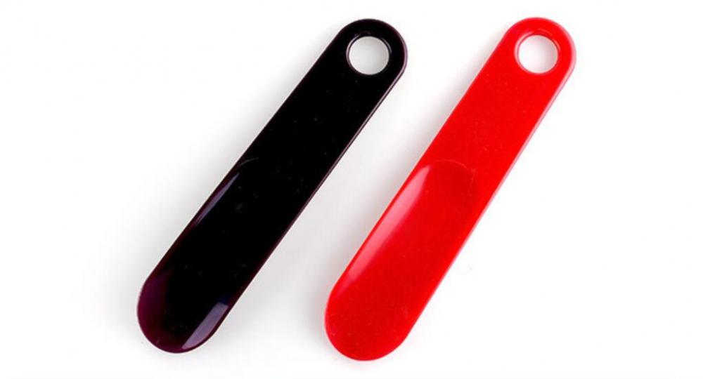 Shoe Horn Plastic Small T Jpg